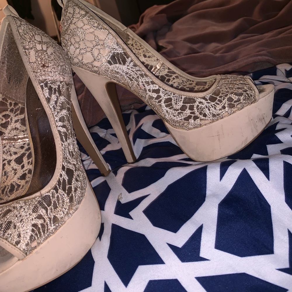 Used Charlotte rouse lace heels